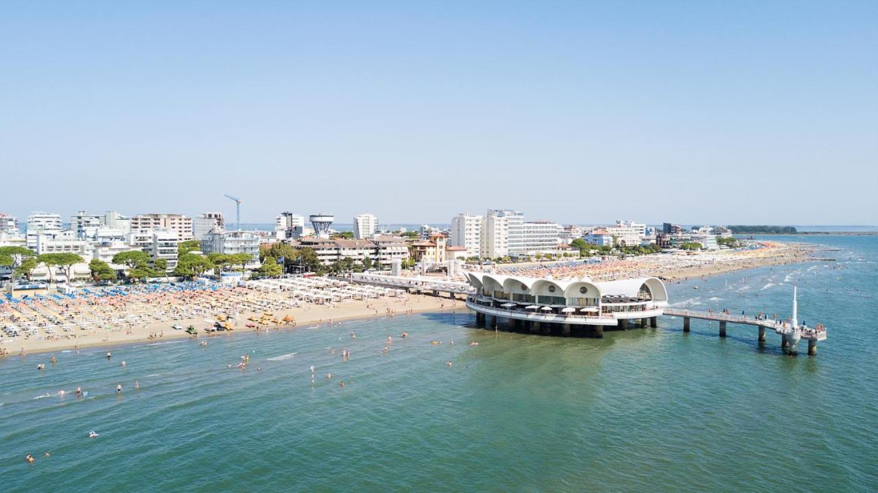 Residenza Marco Polo Apartment Lignano Sabbiadoro Luaran gambar