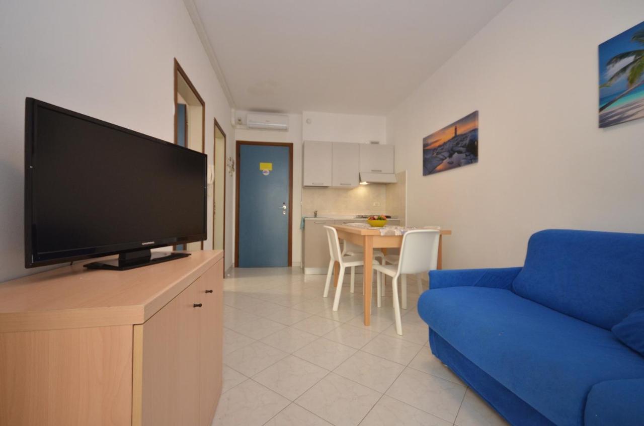 Residenza Marco Polo Apartment Lignano Sabbiadoro Luaran gambar