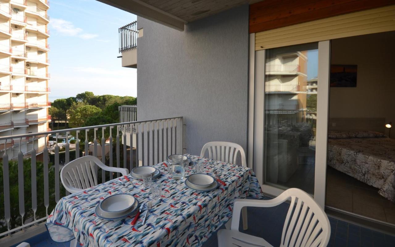 Residenza Marco Polo Apartment Lignano Sabbiadoro Luaran gambar
